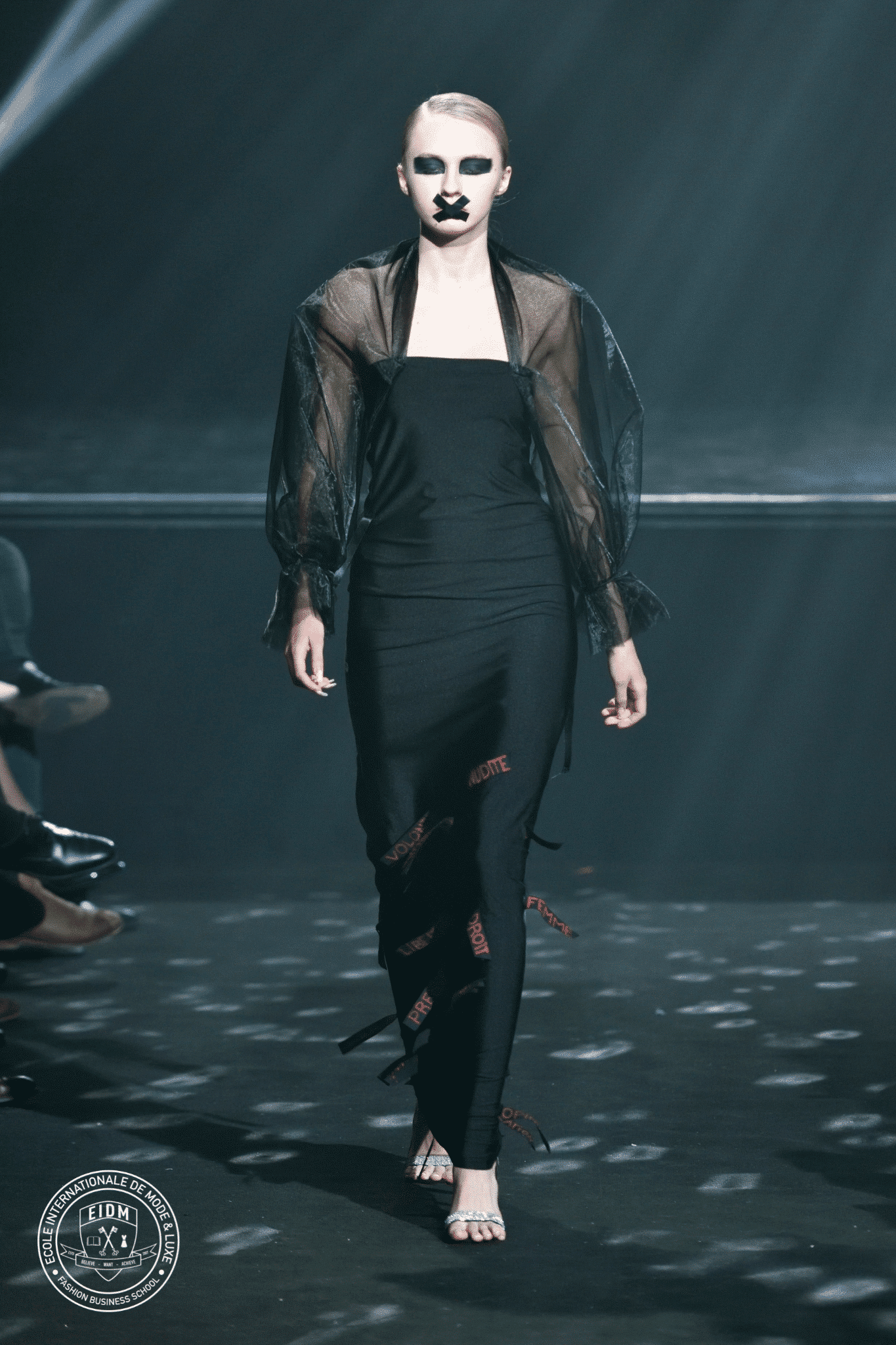 FASHION SHOW JMC BW SIDE 2 (2)